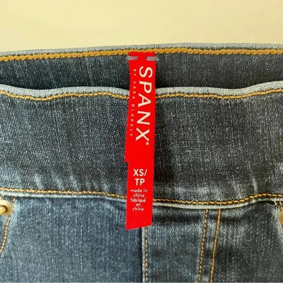 Spanx Distressed Ankle Skinny Jeans Medium  Wash - Picture 7 of 9